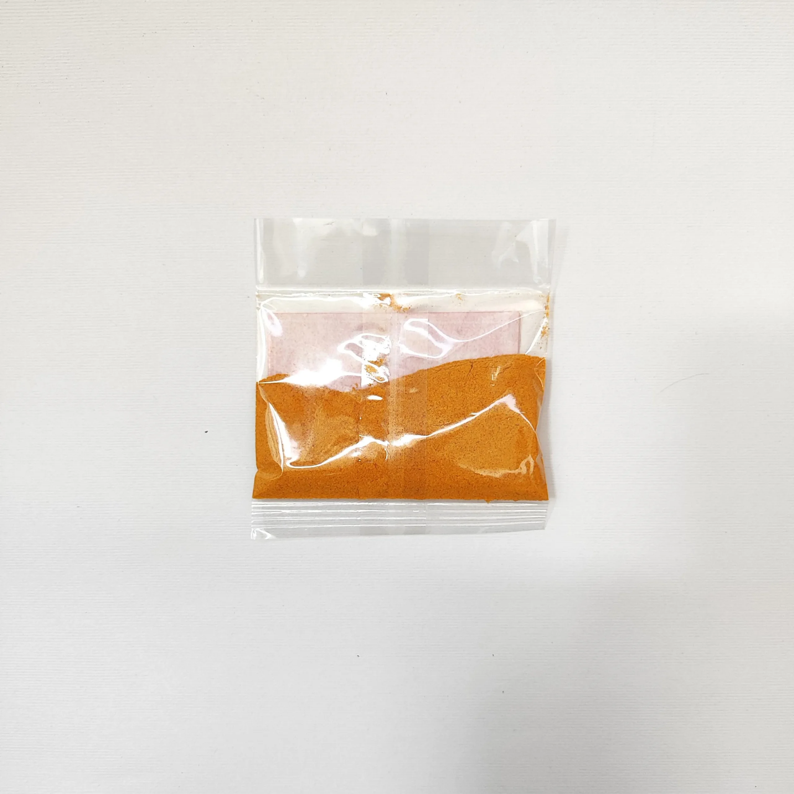 پودر ریشه زعفران 10 گرم - بستهبندی پلاستیکی 2 پودر ریشه زعفران 10 گرم - بستهبندی پلاستیکی - Image 2